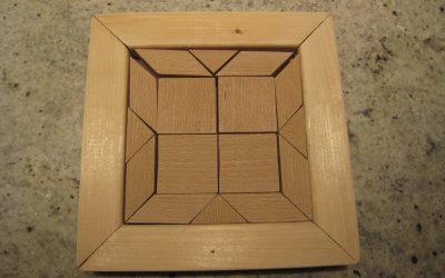 un puzzle en bois