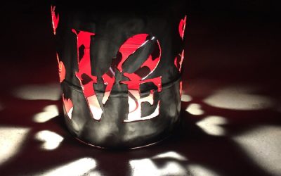 Une (nouvelle) lampe LOVE avec une bouteille de gaz, pour l&rsquo;extérieur
