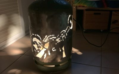 Encore une lampe bouteille de gaz pour l’anniv de Nico